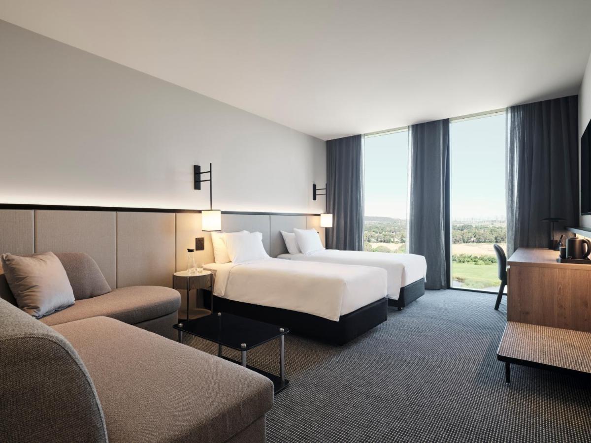 Hyatt Place Melbourne Caribbean Park Scoresby Exterior foto